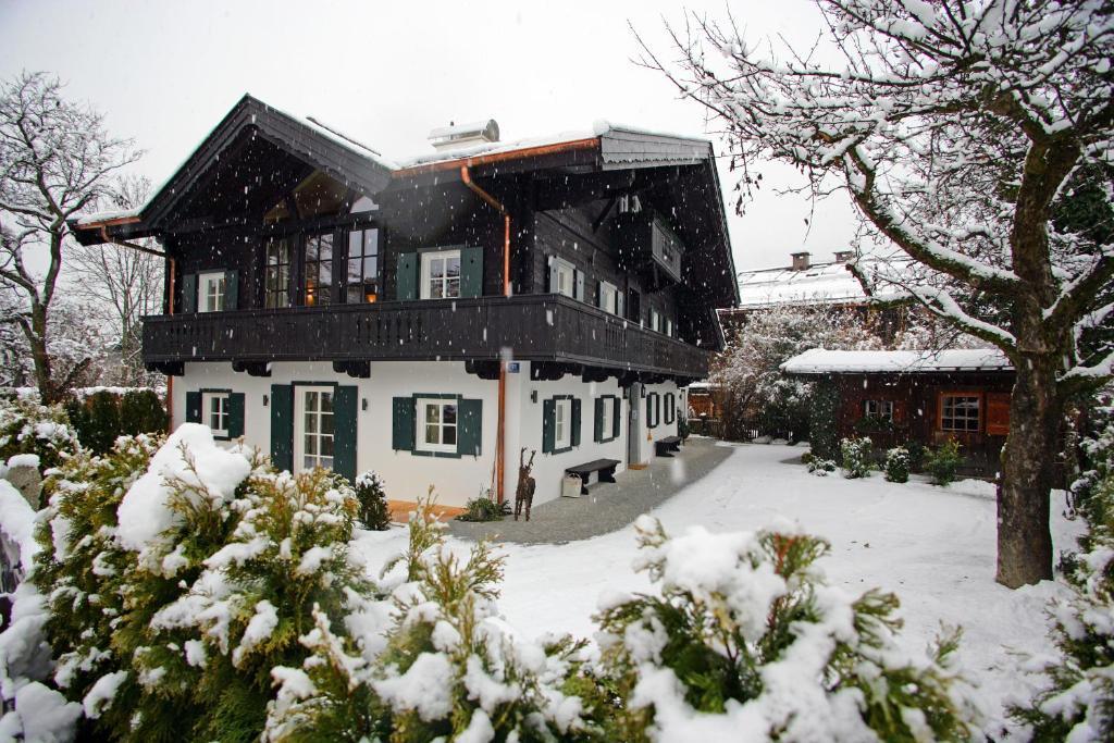 Apartamento Weberhaus - Adults Only Kitzbühel Exterior foto